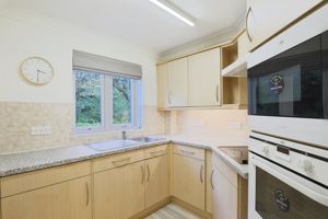 KITCHEN- click for photo gallery